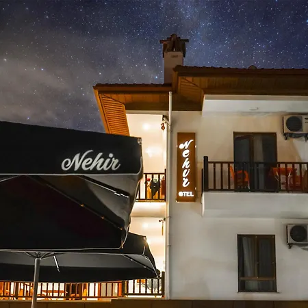 Akyaka Nehir Butik *