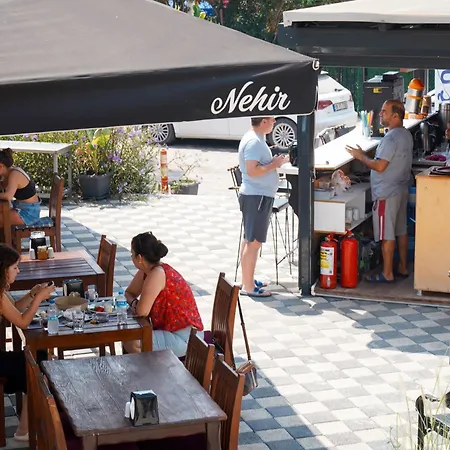 Akyaka Nehir Butik 아파트호텔 *