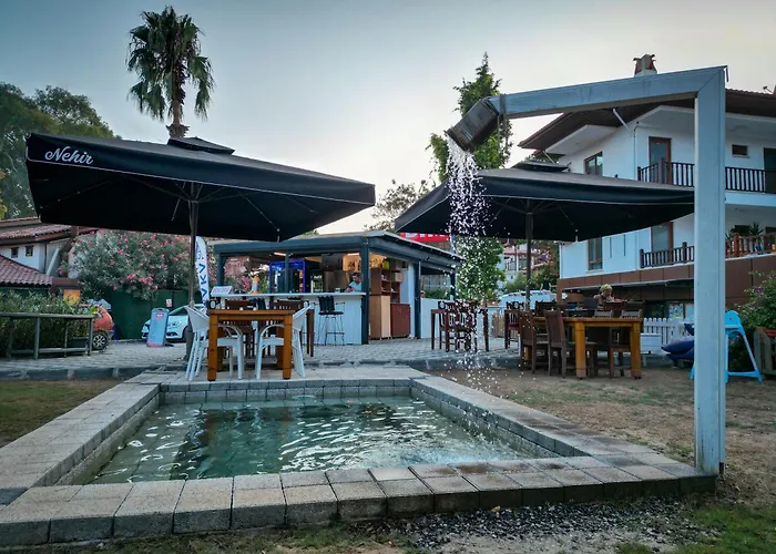 Akyaka Nehir Butik * Ula