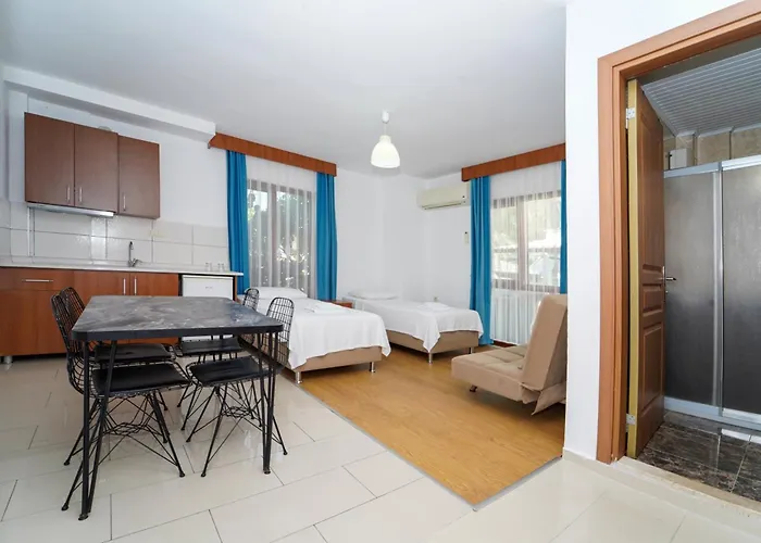 Akyaka Nehir Butik * Ula