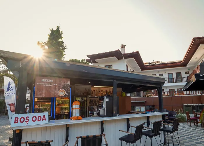 Akyaka Nehir Butik *